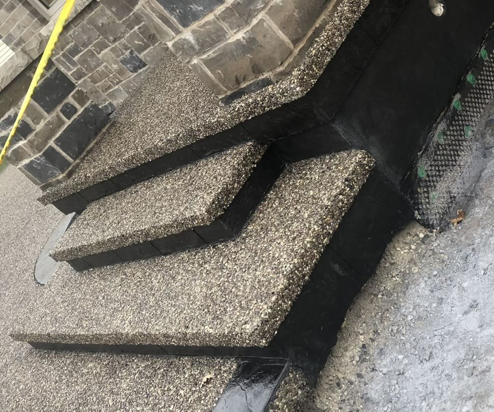 Stairs and Walkways Exposed aggregate with stamped facing